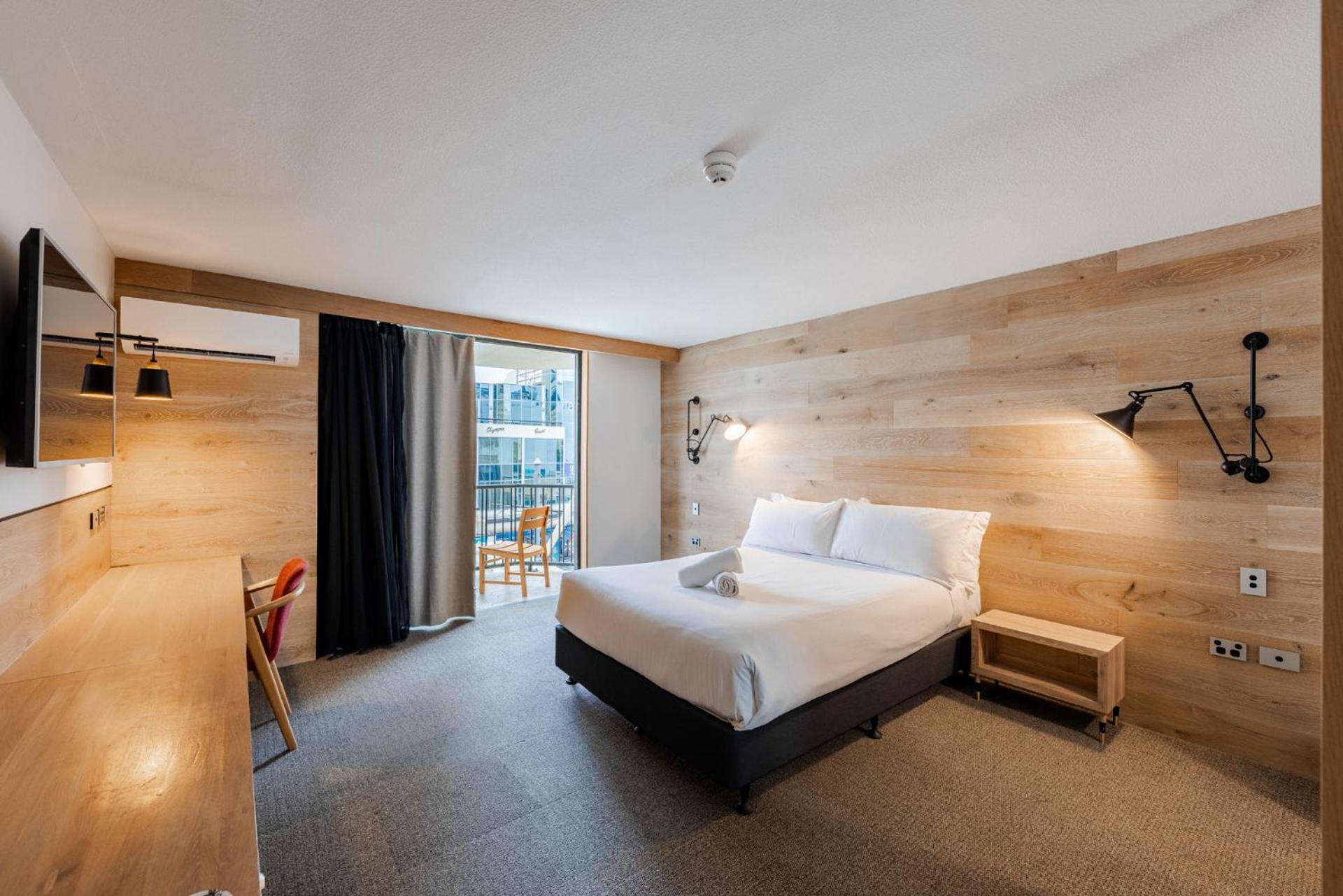 บังค์ เซิร์ฟเฟอร์ พาราไดซ์ Hostel โกลด์โคสต์ ภายนอก รูปภาพ